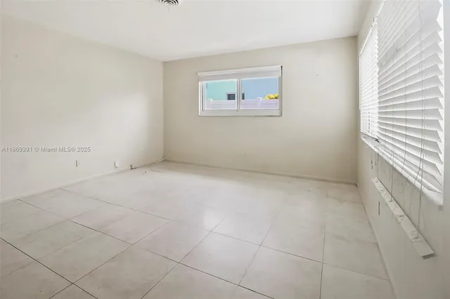 an empty room with entrance