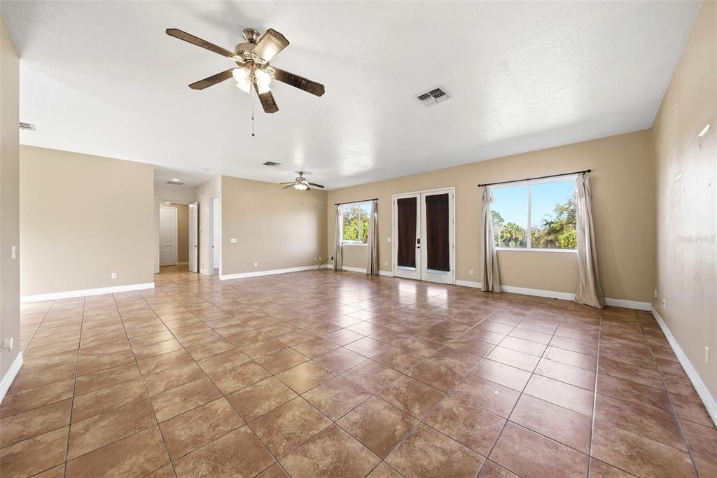 505 West Osceola Road Geneva, FL 32732 - Photo 11 of 52