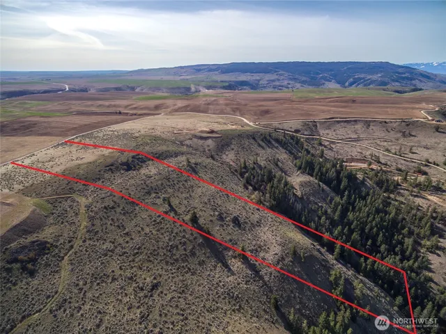 a view of an outdoor space with a lake view