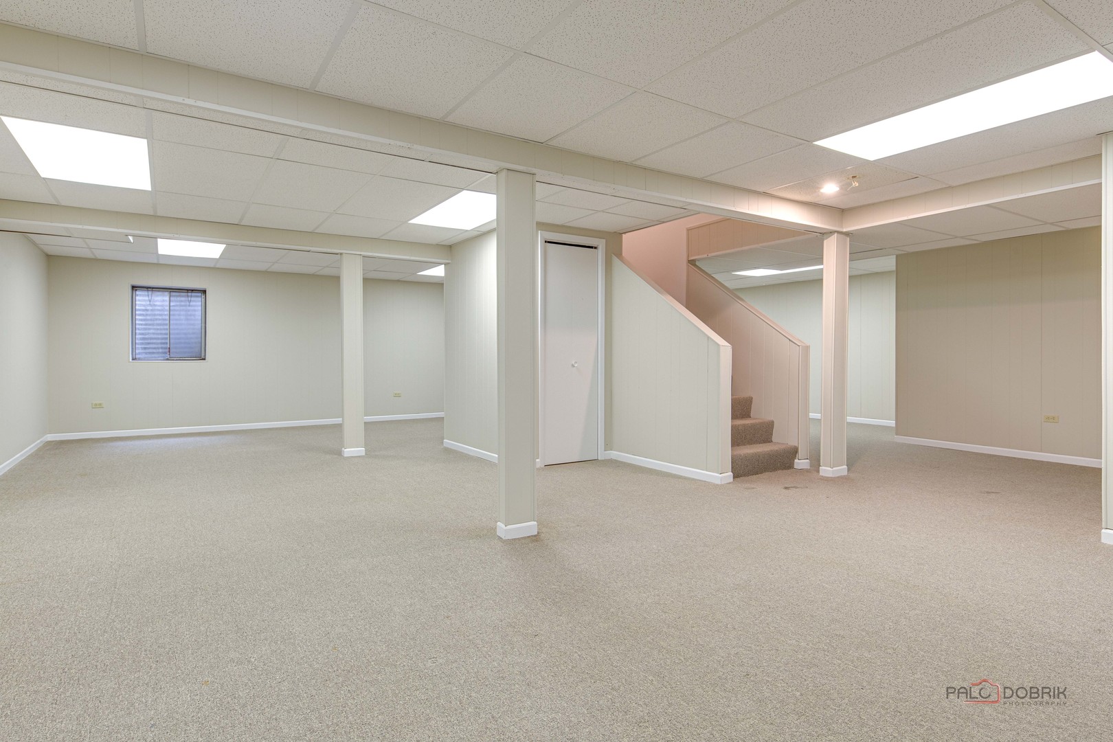 621 Raintree Road Buffalo Grove, IL 60089 - Photo 36 of 46 a view of an empty room