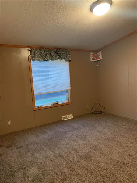 229 Glynn Road Chicora, PA 16025 - Photo 15 of 24 Gallery Image 15