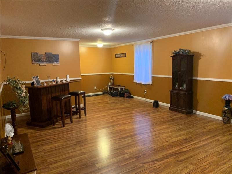 229 Glynn Road Chicora, PA 16025 - Photo 6 of 24 Gallery Image 6