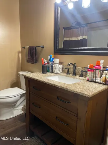 $185,000 | 2221 Country Club Drive, Yazoo City, MS 39194