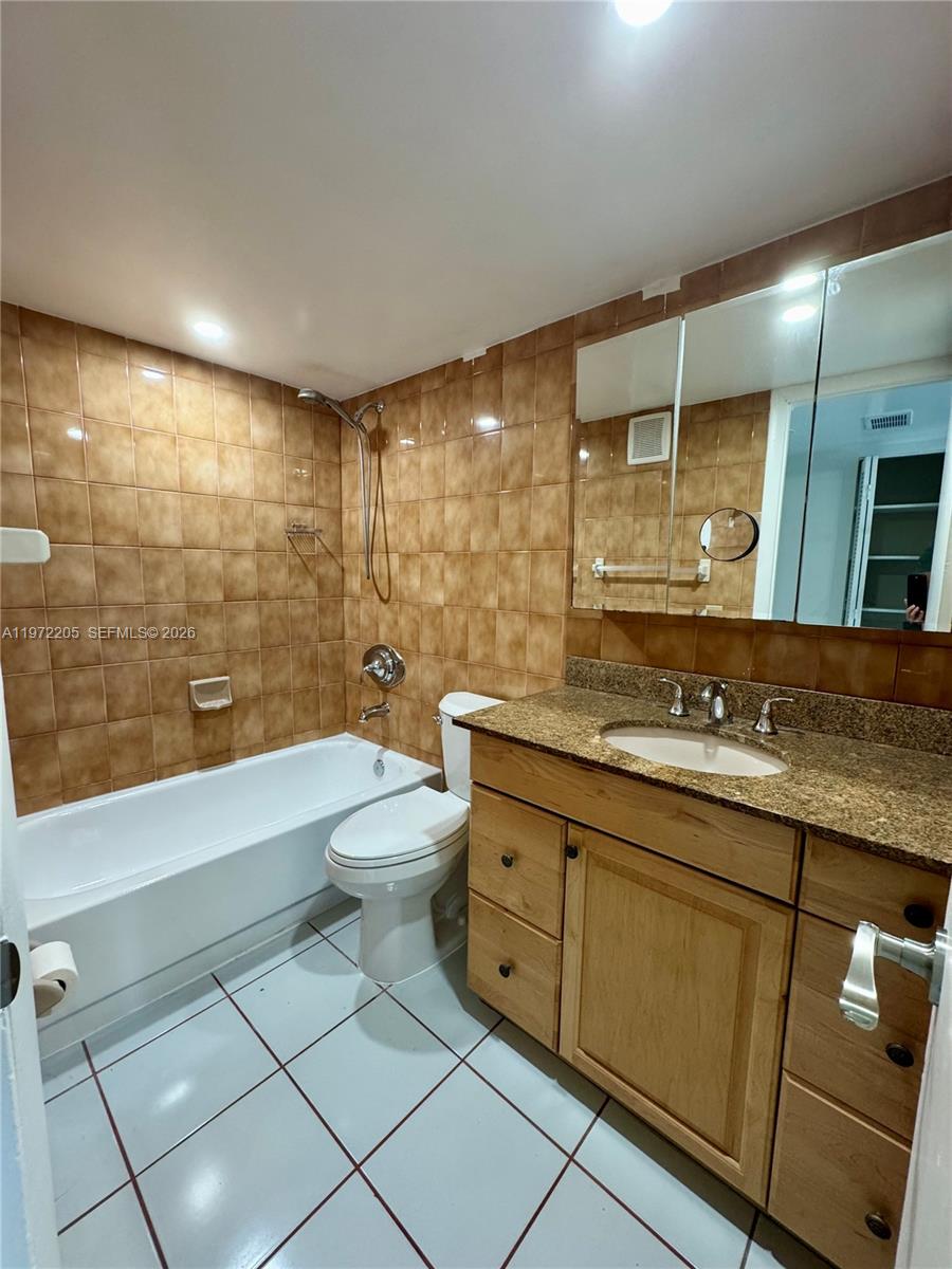 13700 Southwest 62nd Street, Unit 113 Miami, FL 33183 - Photo 22 of 30