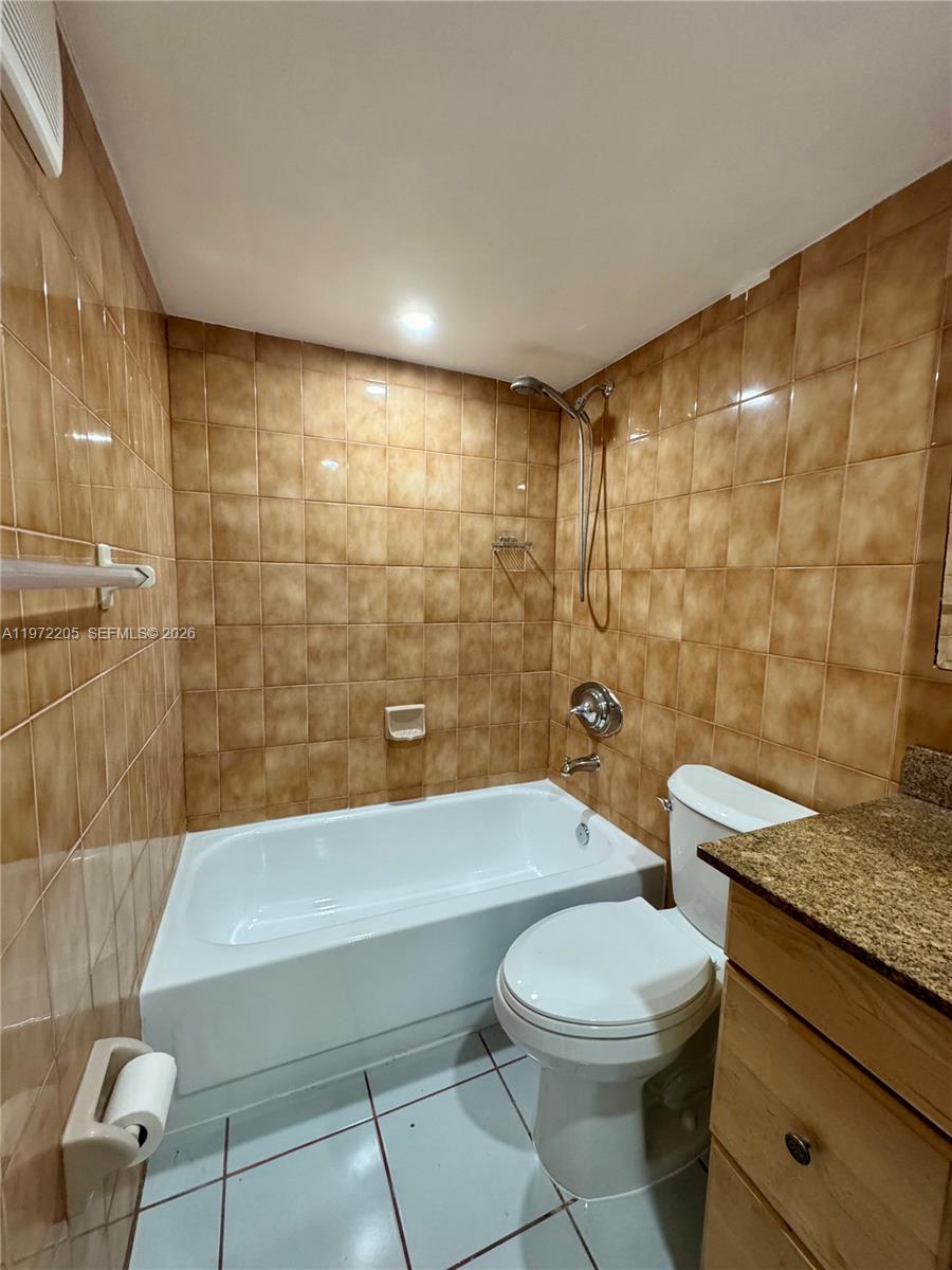 13700 Southwest 62nd Street, Unit 113 Miami, FL 33183 - Photo 23 of 30