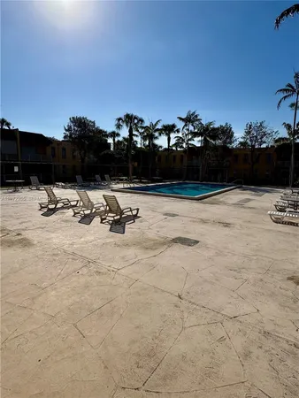 $2,650 | 13700 Southwest 62nd Street, Unit 113, Miami, FL 33183