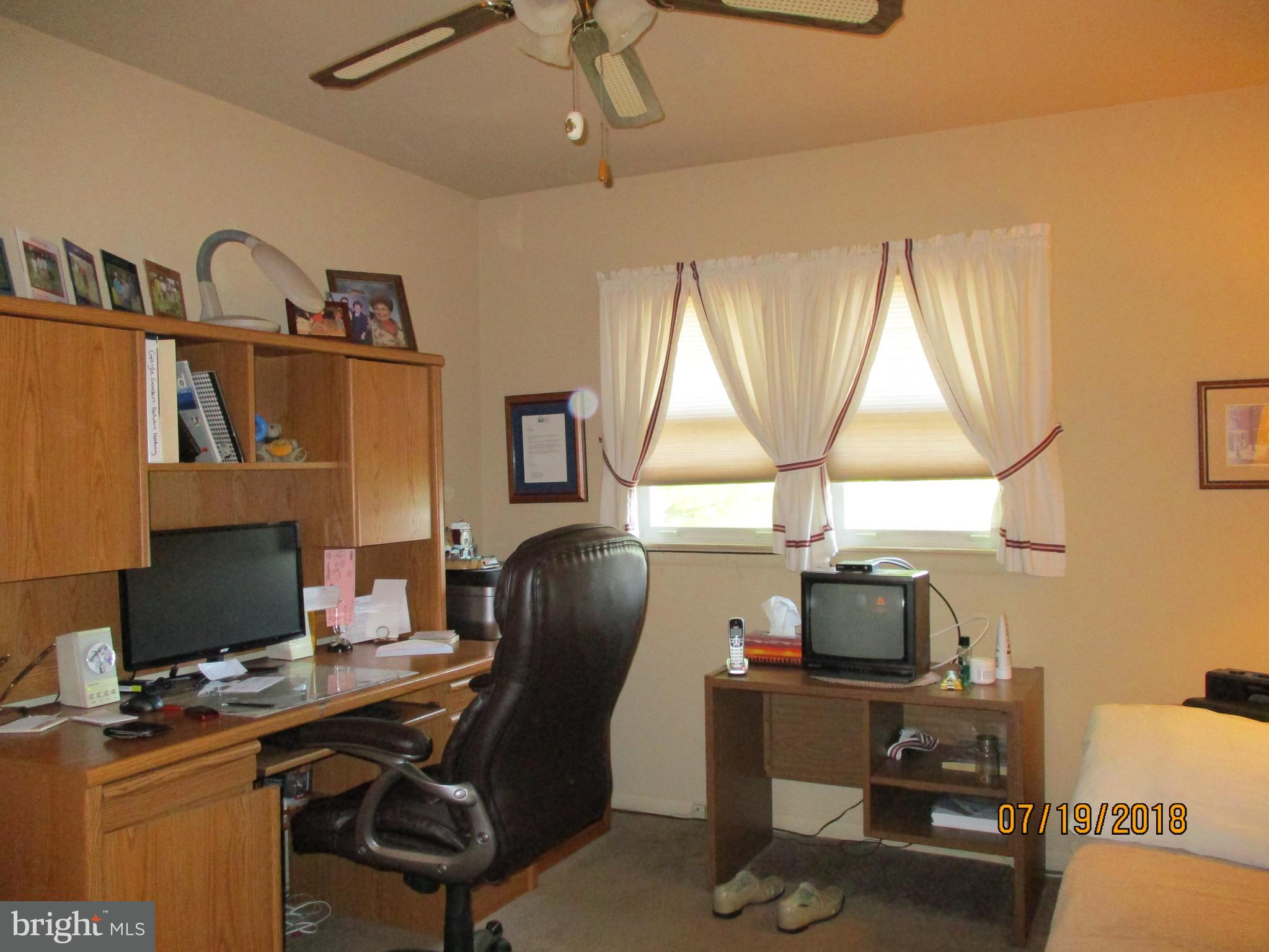 1781 Sapphire Road York, PA 17408 - Photo 21 of 38 Cable hookup and ceiling fan