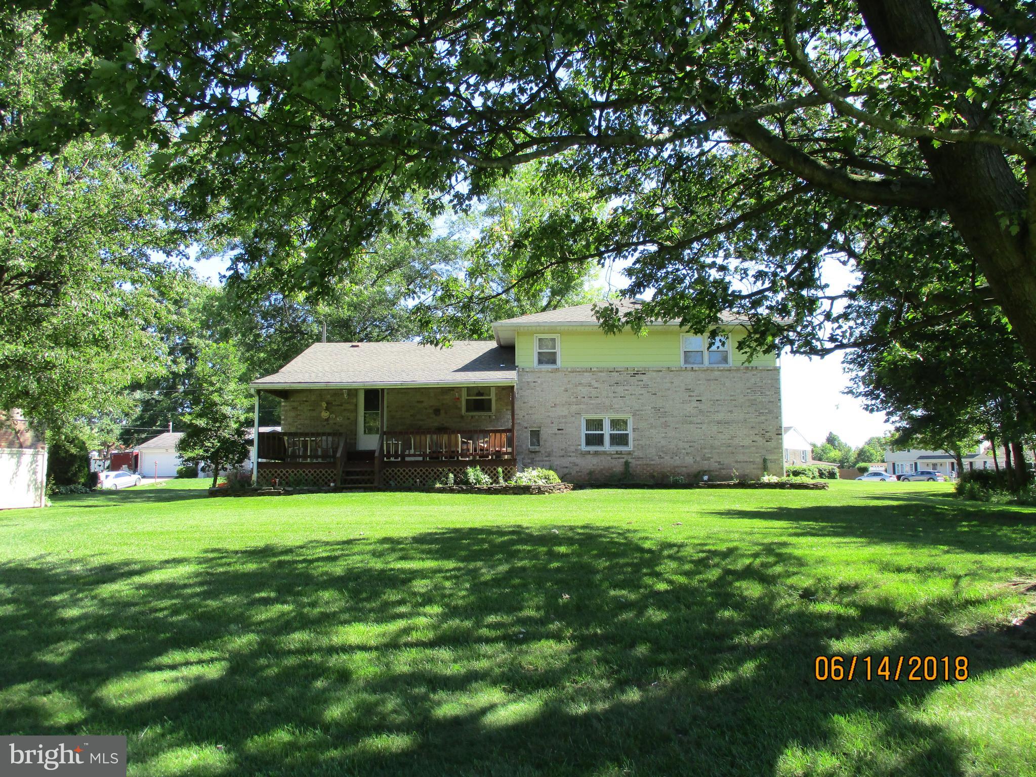 1781 Sapphire Road York, PA 17408 - Photo 37 of 38 Gallery Image 37