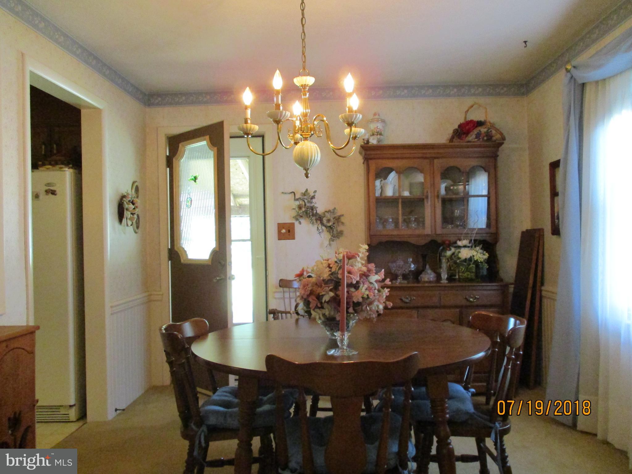 1781 Sapphire Road York, PA 17408 - Photo 5 of 38 Nicely sized DR with Deck access