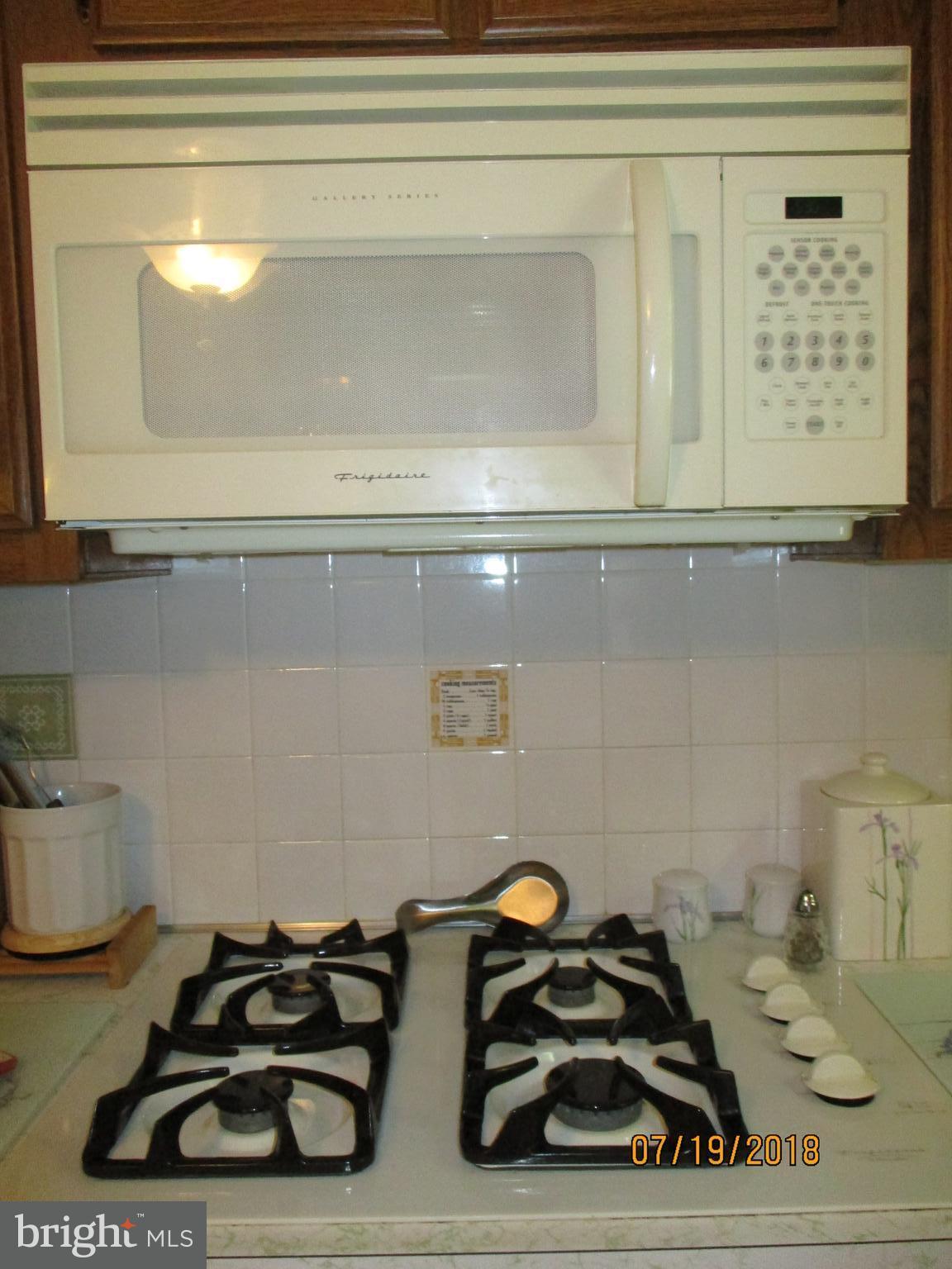 1781 Sapphire Road York, PA 17408 - Photo 8 of 38 Newer gas cooktop