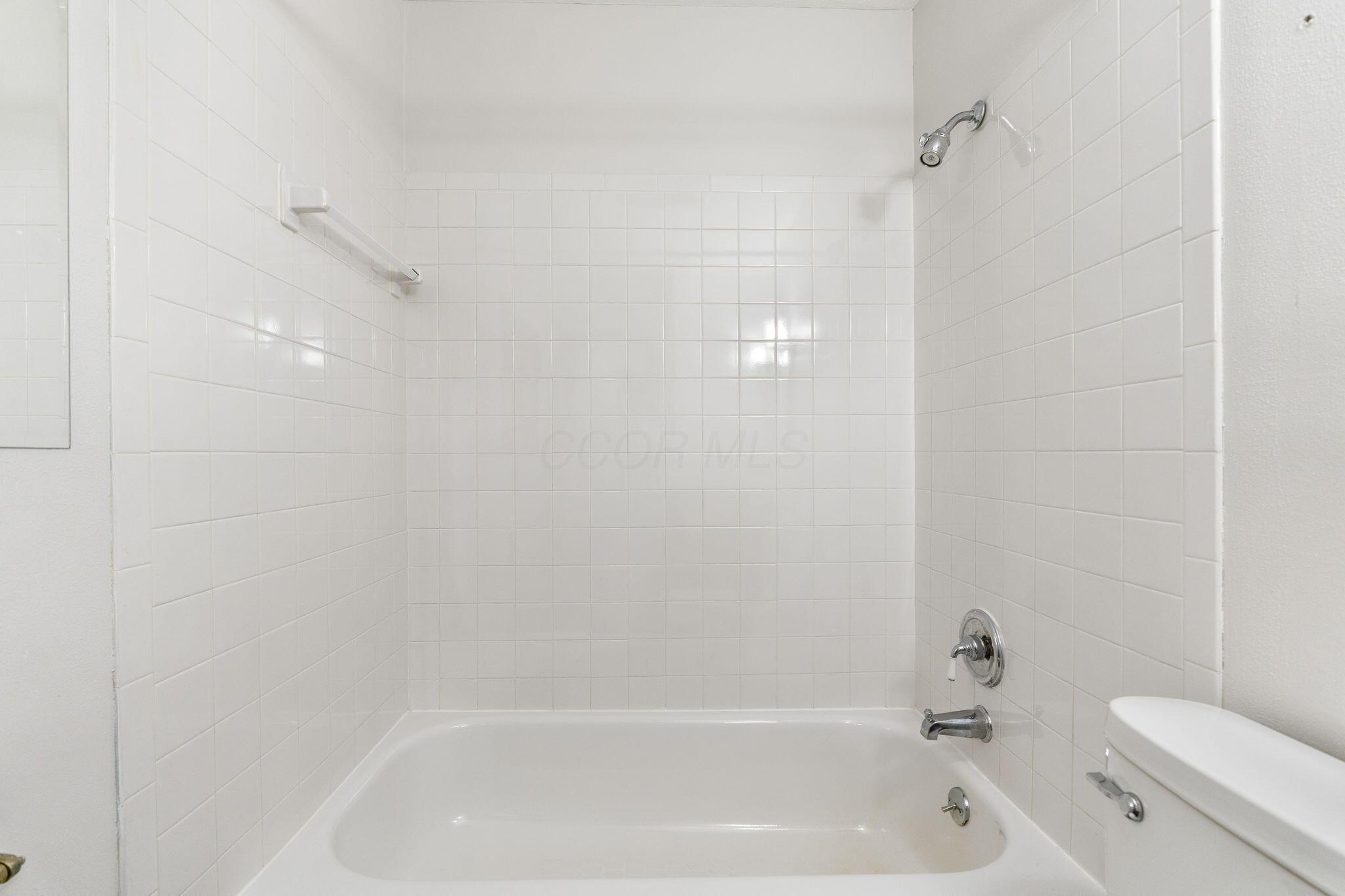 17541 Ringgold Northern Road Circleville, OH 43113 - Photo 31 of 58 17541 Ringgold Northern Rd (Interior)-28