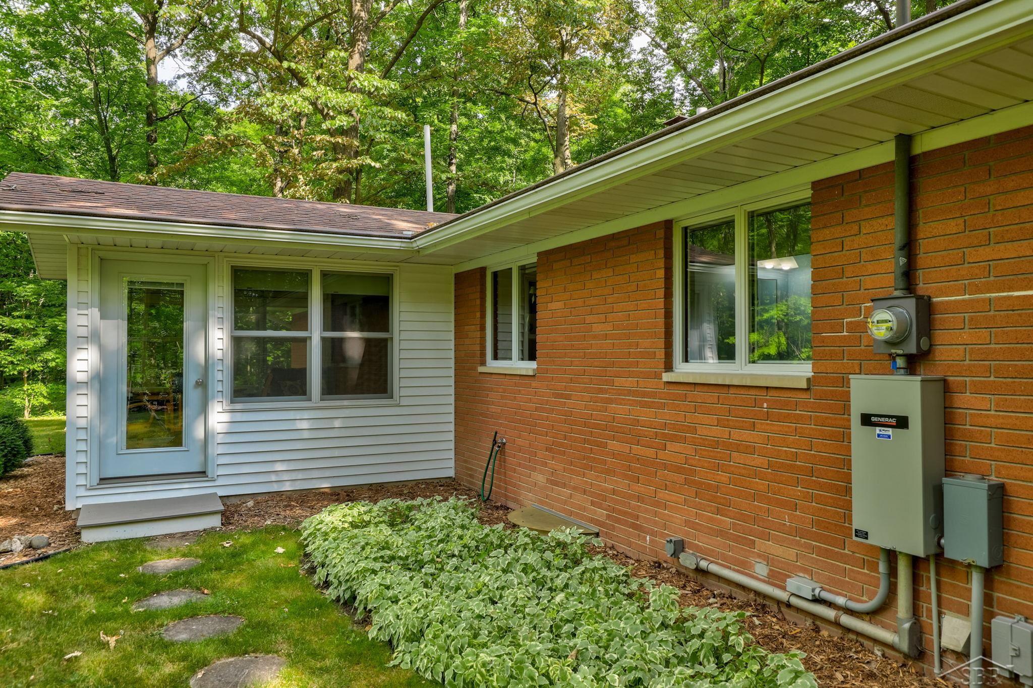 9527 Bender Road Frankenmuth, MI 48734 - Photo 53 of 58 50084181-52.JPG