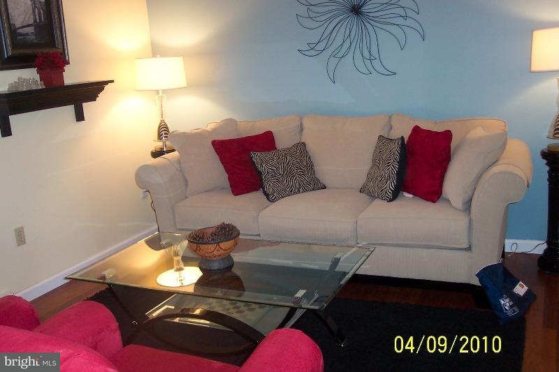 2337 Raleigh Drive Lancaster, PA 17601 - Photo 2 of 13 Gallery Image 2