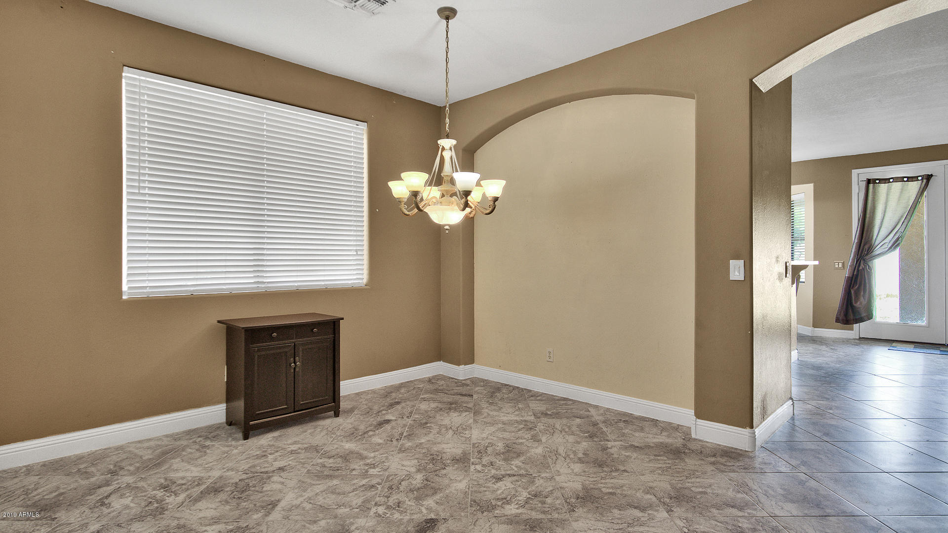11066 East Cholla Road Mesa, AZ 85207 - Photo 3 of 17 Dining Room