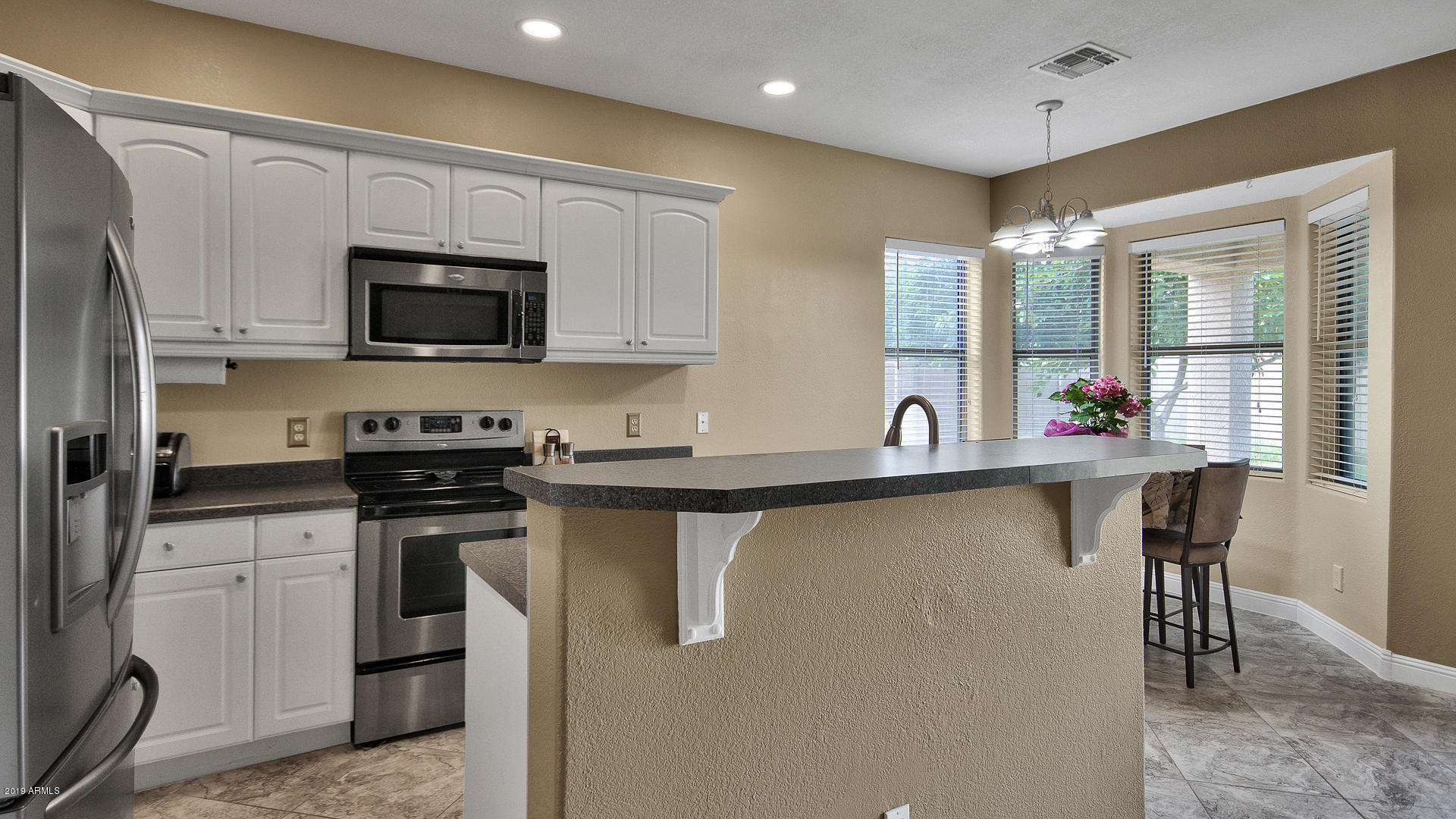 11066 East Cholla Road Mesa, AZ 85207 - Photo 8 of 17 Kitchen