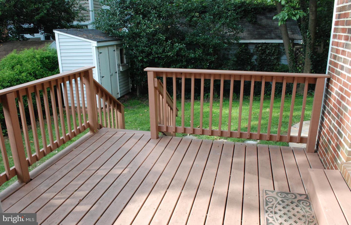 5511 Greentree Road Bethesda, MD 20817 - Photo 25 of 26 Rear Yard Deck