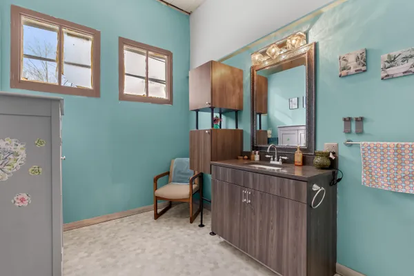 $235,000 | 61965 County Road 384, Bangor, MI 49013