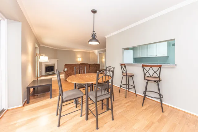 $215,000 | 18025 University Park Drive, Unit 51, Livonia, MI 48152