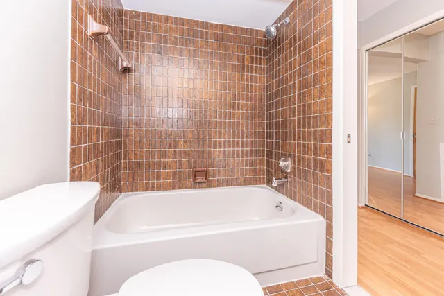 $215,000 | 18025 University Park Drive, Unit 51, Livonia, MI 48152