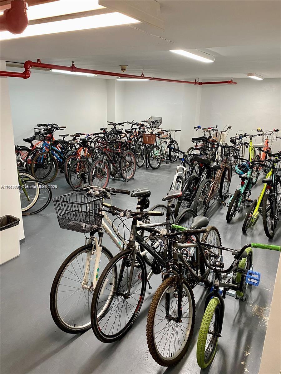 5600 Collins Avenue, Unit 5L Miami Beach, FL 33140 - Photo 29 of 29 bike room