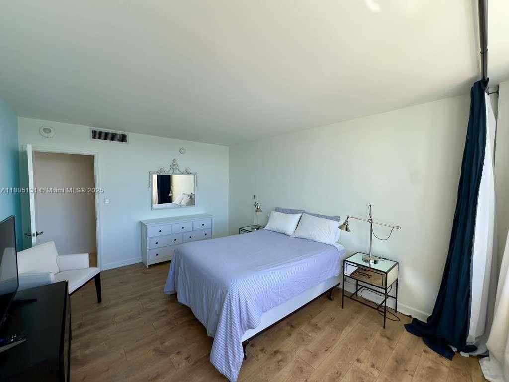 5600 Collins Avenue, Unit 5L Miami Beach, FL 33140 - Photo 9 of 29