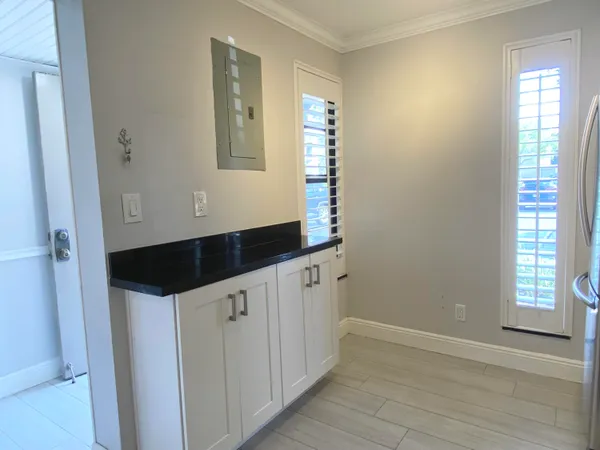 $2,500 | 15 Royal Palm Way, Unit 107, Boca Raton, FL 33432