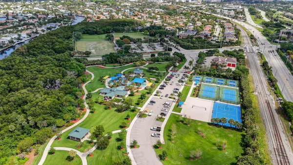 $2,500 | 15 Royal Palm Way, Unit 107, Boca Raton, FL 33432