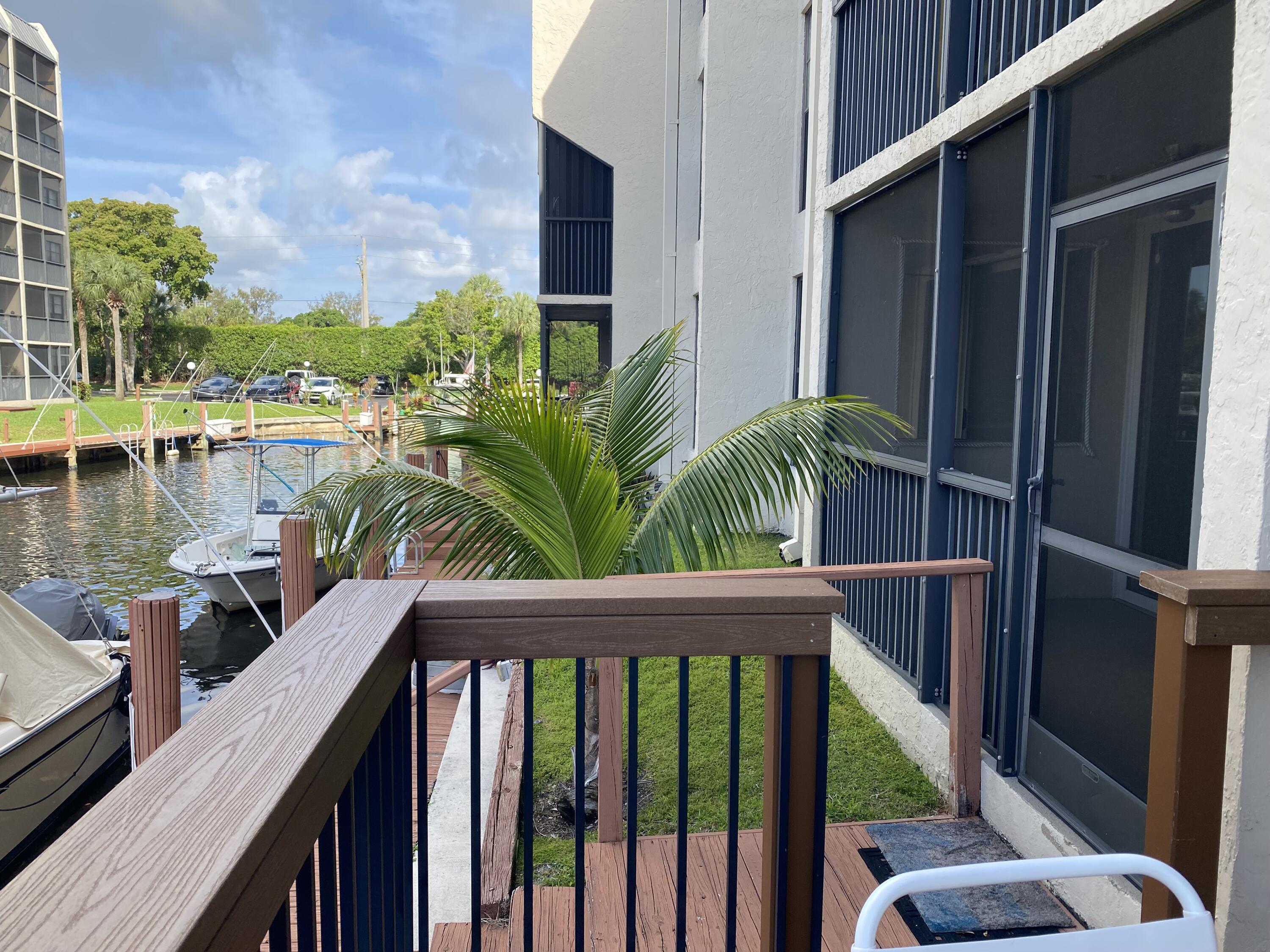 15 Royal Palm Way, Unit 107 Boca Raton, FL 33432 - Photo 8 of 44 IMG_1311