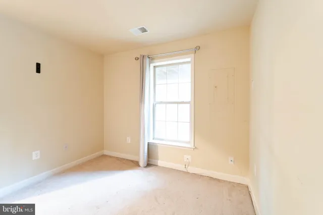 a view of entryway and hall