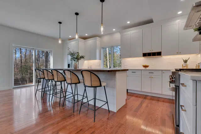 $650,000 | 285 Long Swamp Road, Berwick, ME 03901