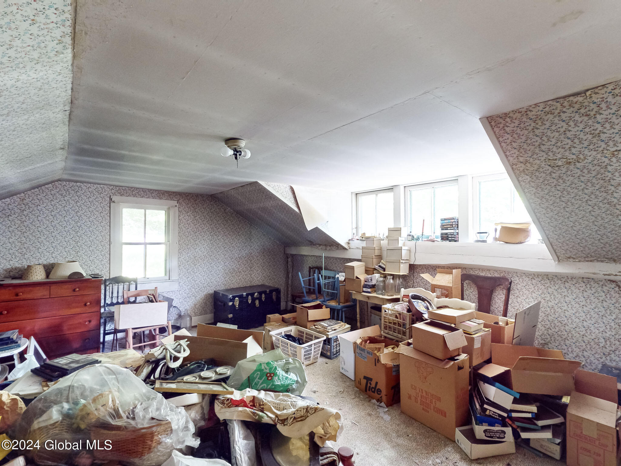 97 Jenkinsville Road Queensbury, NY 12804 - Photo 15 of 35 97 Jenkinsville-14