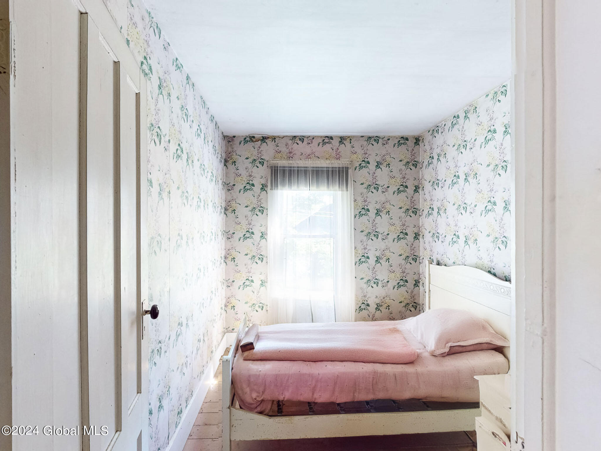 97 Jenkinsville Road Queensbury, NY 12804 - Photo 20 of 35 97 Jenkinsville-19