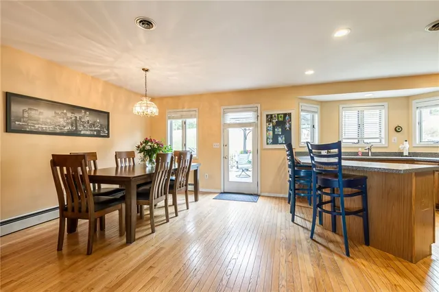 $499,900 | 4 Old Meadow Court, Livonia, NY 14487