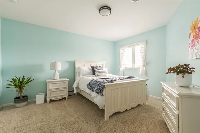 $499,900 | 4 Old Meadow Court, Livonia, NY 14487