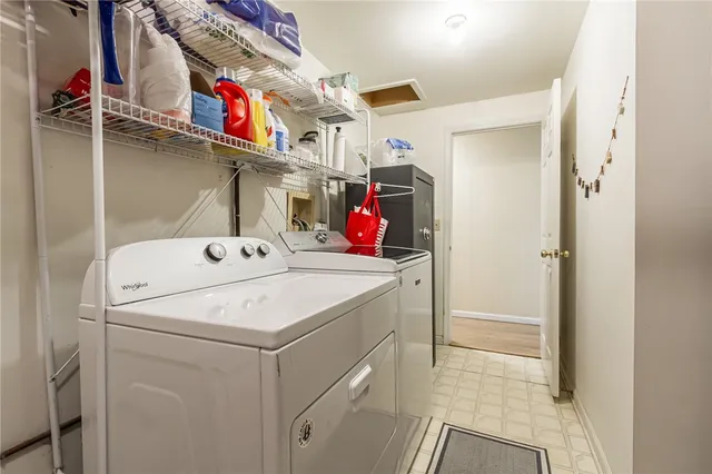 $499,900 | 4 Old Meadow Court, Livonia, NY 14487