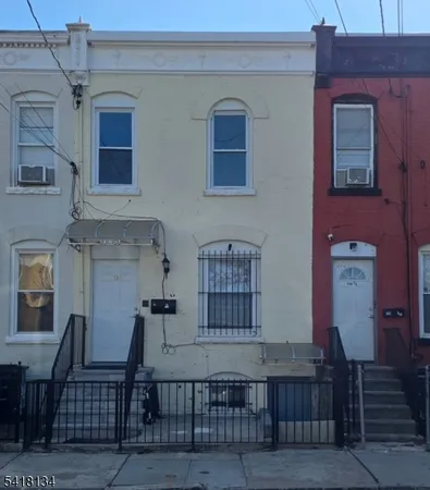 $1,500 | 108 9th Avenue, Unit 2, Newark, NJ 07107