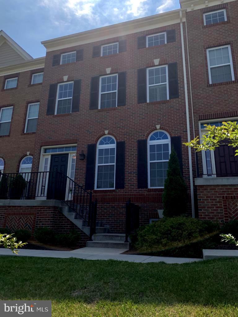 7660 Elmcrest Road Hanover, MD 21076 - Photo 2 of 56