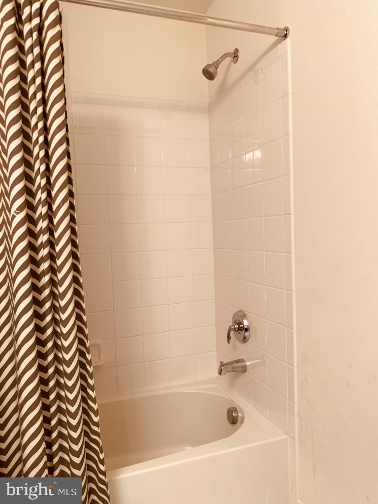 7660 Elmcrest Road Hanover, MD 21076 - Photo 29 of 56 Second Bathroom