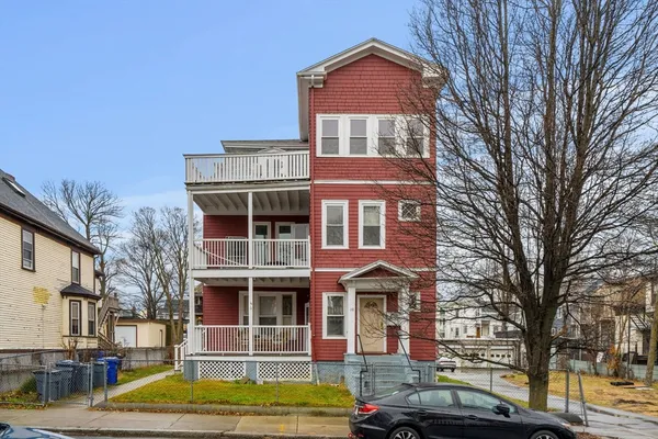 $3,200 | 10 King Street, Unit 2, Boston, MA 02122