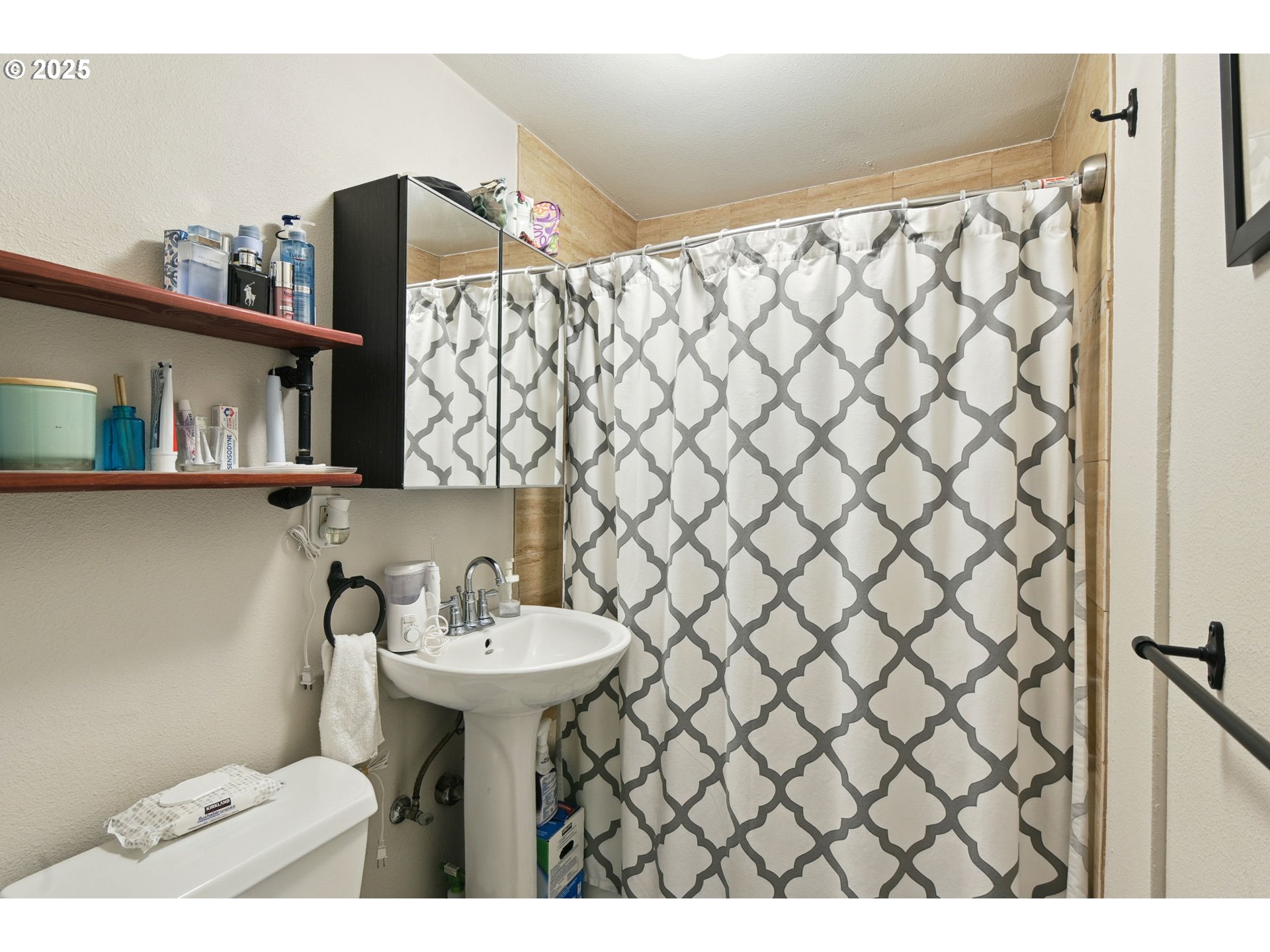 1509 Northeast 10th Avenue, Unit 105 Portland, OR 97232 - Photo 27 of 36 Gallery Image 27