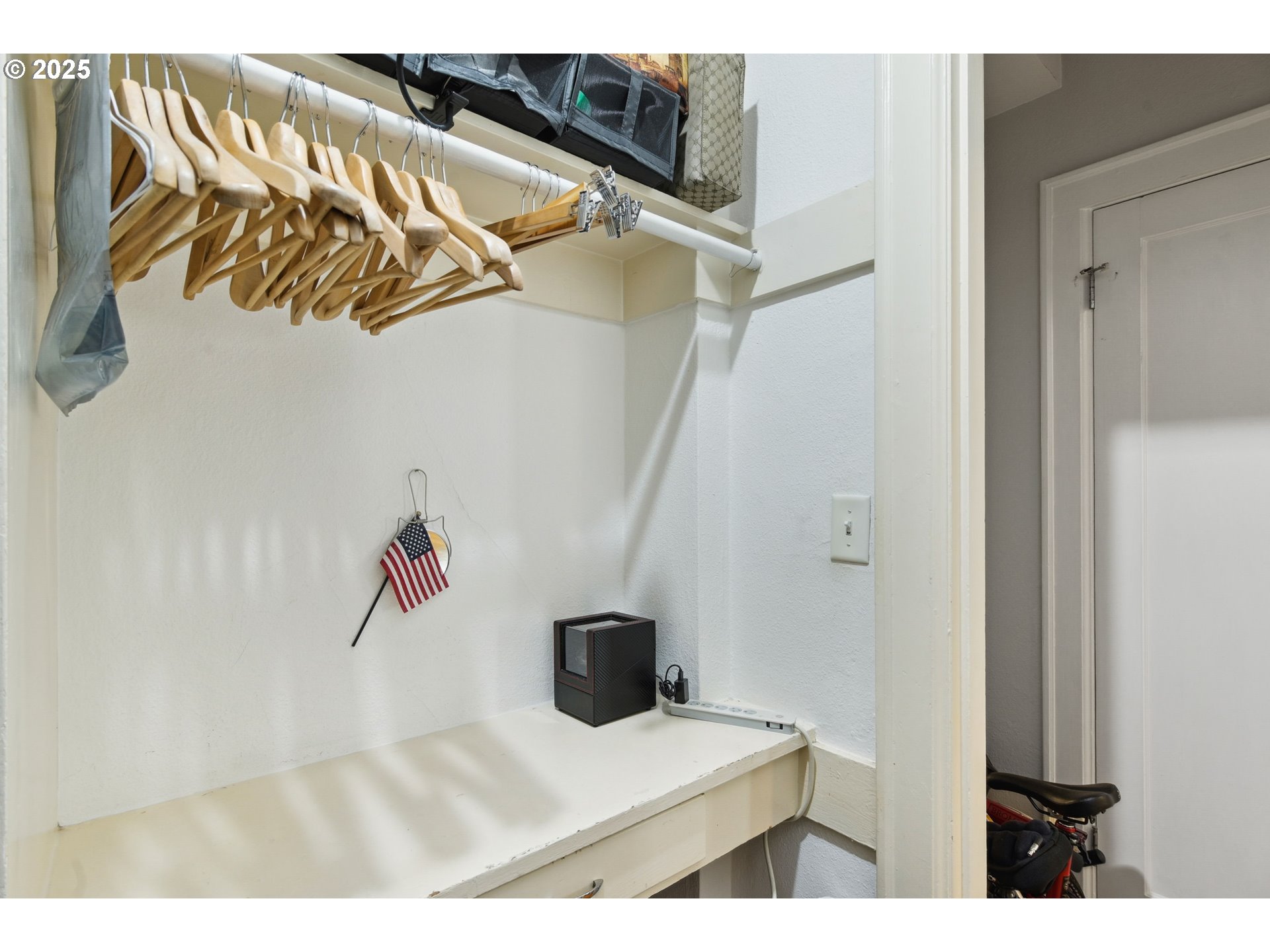 1509 Northeast 10th Avenue, Unit 105 Portland, OR 97232 - Photo 31 of 36 Gallery Image 31