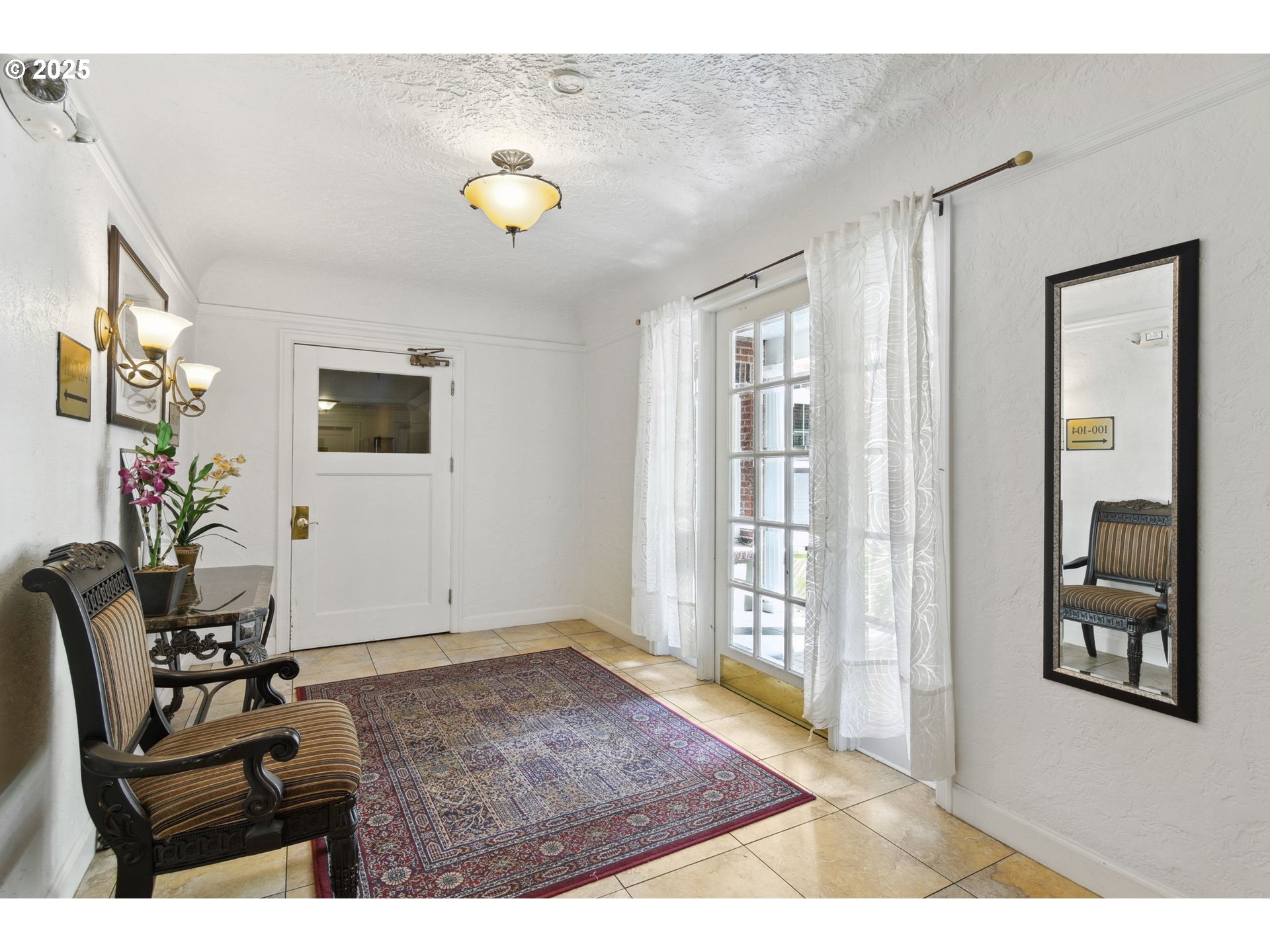 1509 Northeast 10th Avenue, Unit 105 Portland, OR 97232 - Photo 8 of 36 Gallery Image 8