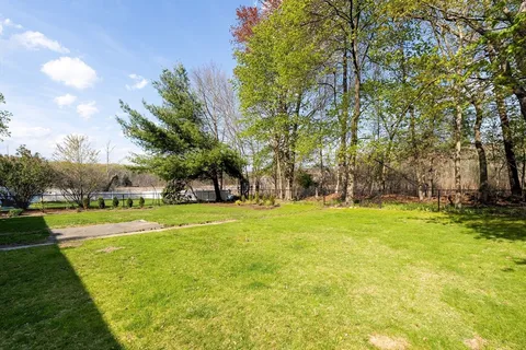$825,000 | 15-17 Stirling Street, Andover, MA 01810