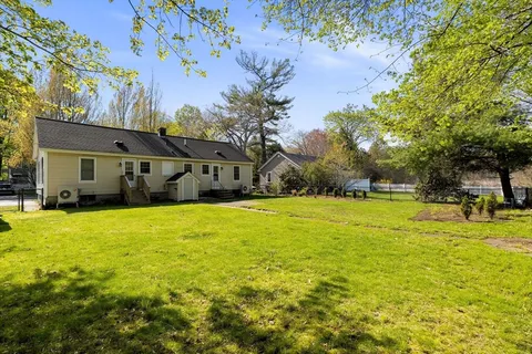 $825,000 | 15-17 Stirling Street, Andover, MA 01810