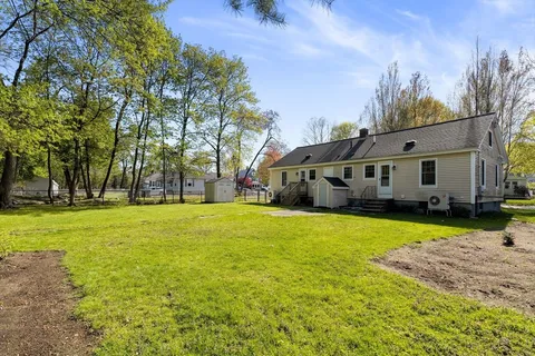$825,000 | 15-17 Stirling Street, Andover, MA 01810