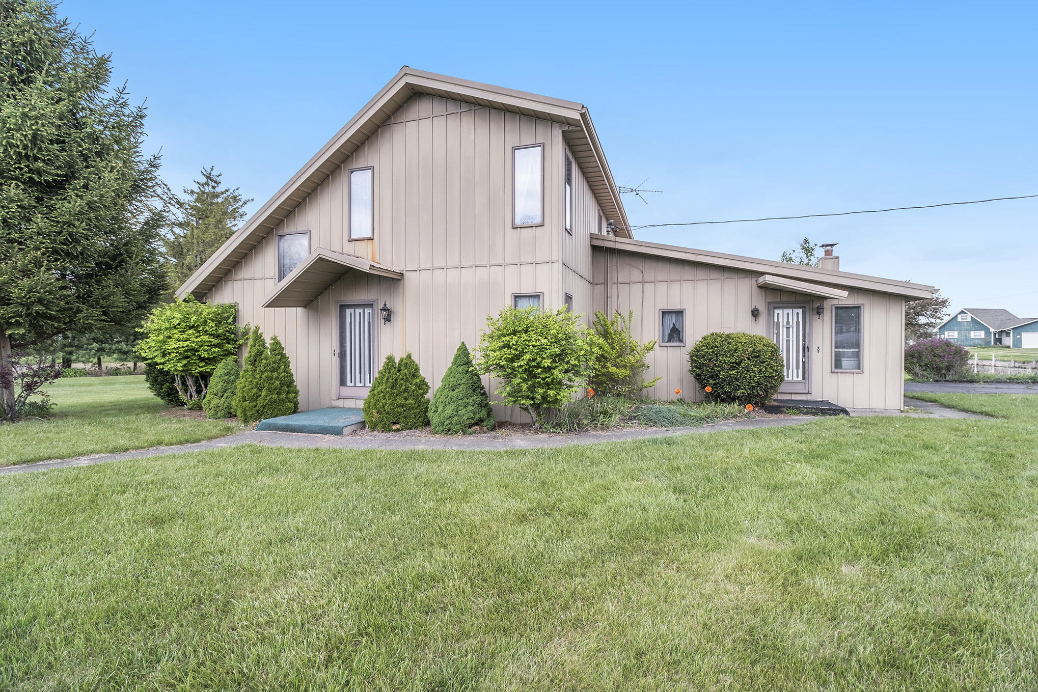 52216 Rivolake Road Three Rivers, MI 49093 - Photo 1 of 21 DSCF6485
