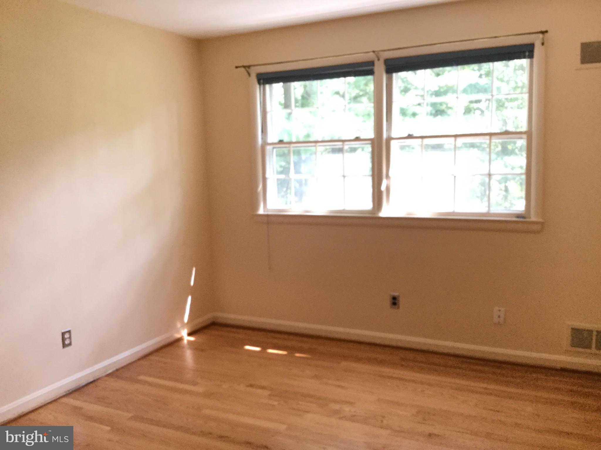 1922 Norvale Road Silver Spring, MD 20906 - Photo 23 of 30 Middle Bedroom