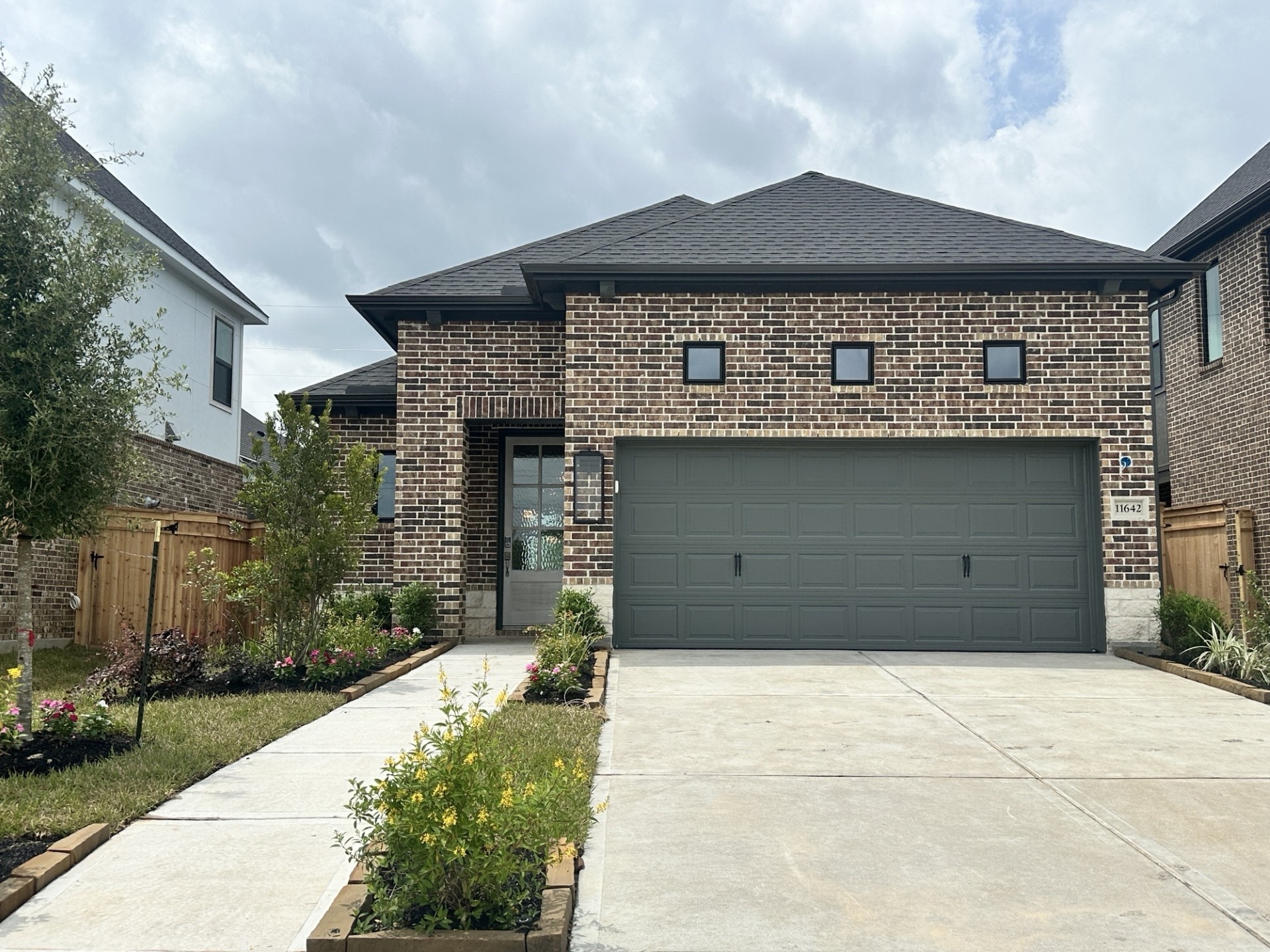 11642 Birdsong Drive Rosharon, TX 77583 - Photo 2 of 20 Welcome to The Denton by David Weekley Homes. **HOME ESTIMATED TO BE COMPLETE JUNE 2026**