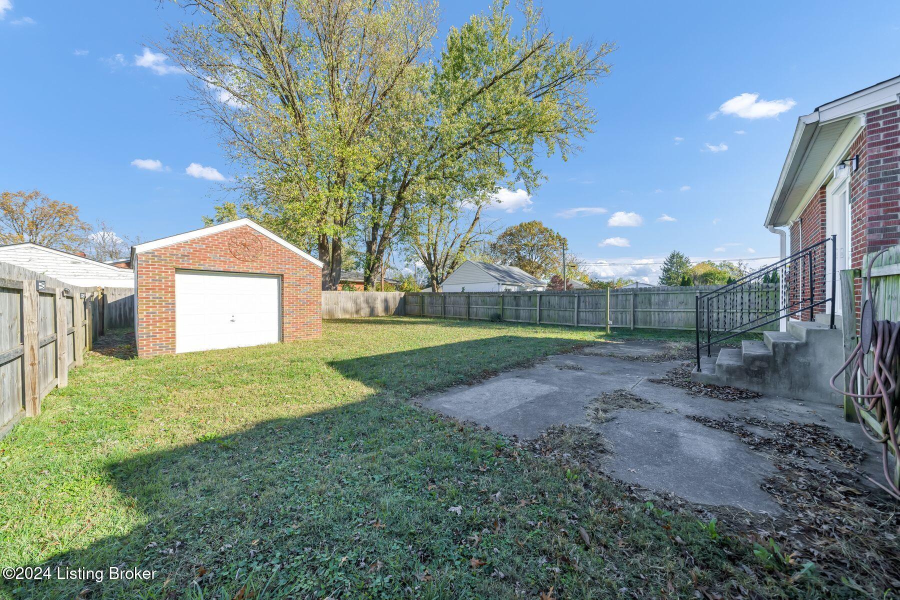 3911 Poplar Level Road Louisville, KY 40213 - Photo 45 of 49 photo_online_044