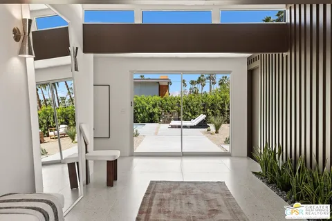 $2,250,000 | 2020 South Navajo Drive, Palm Springs, CA 92264